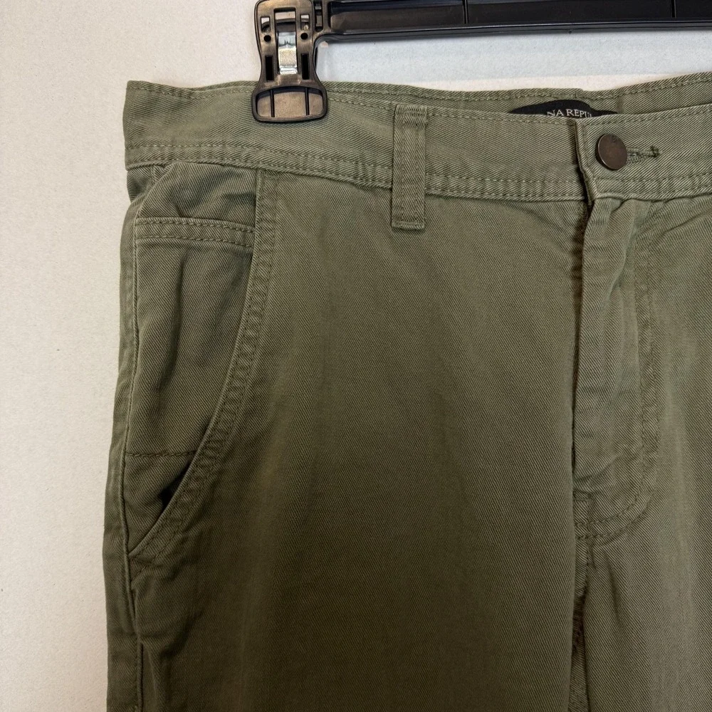 Banana‎ Republic Pants Mens 30x30 Green Athletic Fit Chino Tapered Cotton Casual